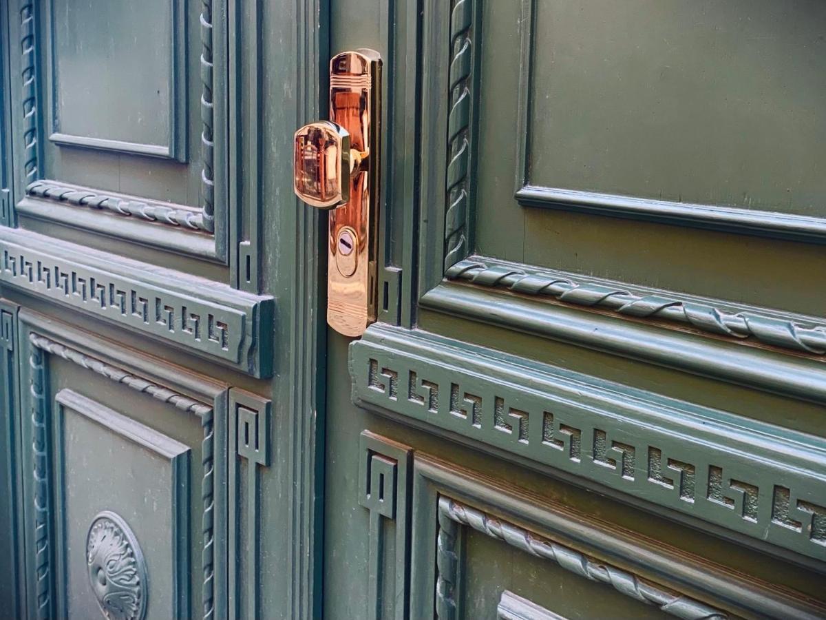 Stylish New Apartment In Riga Old Town - City Centre, Self Check-In, Walkable To Major Attractions Esterno foto