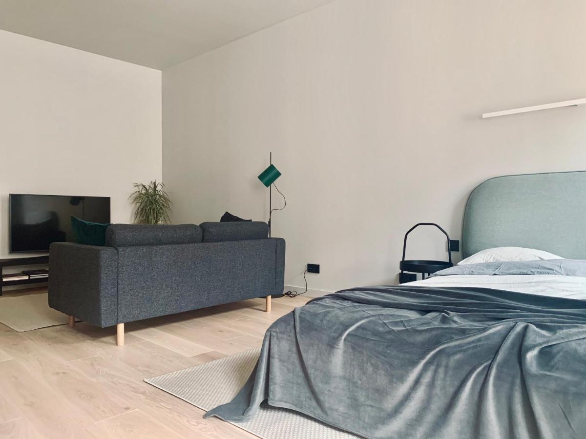 Stylish New Apartment In Riga Old Town - City Centre, Self Check-In, Walkable To Major Attractions Esterno foto